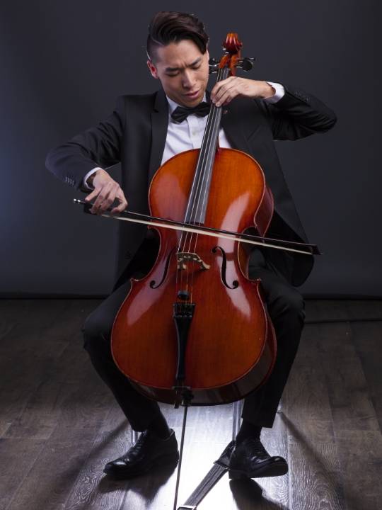 Individual playing cello - decorative image