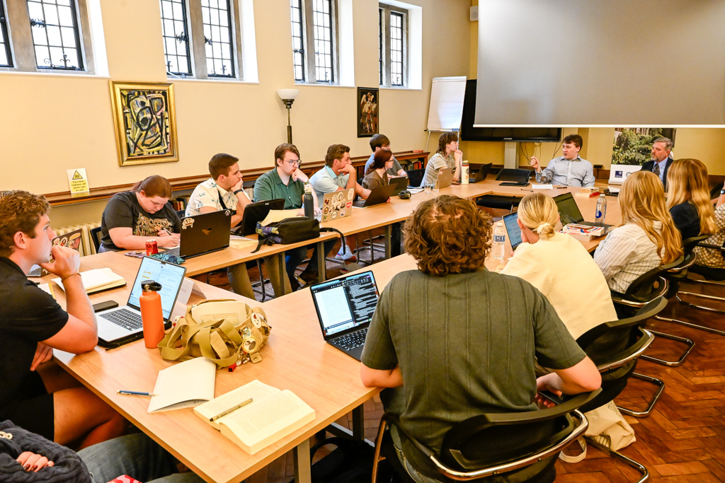 Oxford Study-Abroad 2025 Oxford Study-Abroad 2025