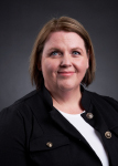 Roxanne Brinkerhoff headshot