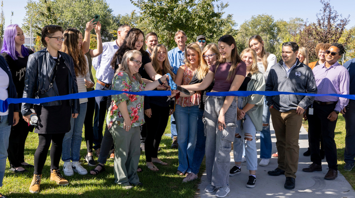 UVU Students and City of Vineyard Collaborate To Create Educational Plant Walk Along Utah Lake Shoreline Trail
