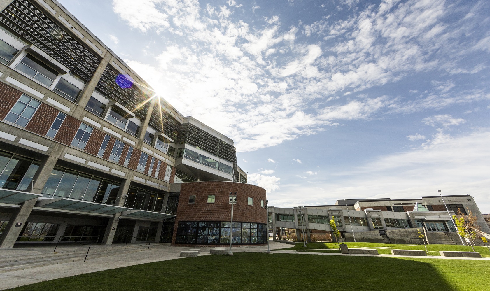 Exterior view of the UVU Fulton Library