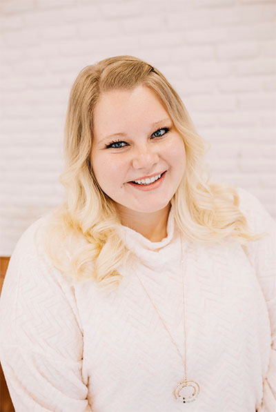 Headshot of Janessa Lundquist