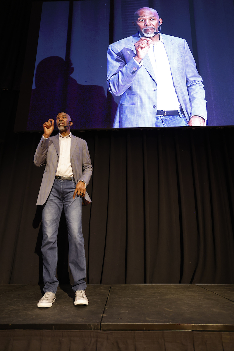 Speaker and Former NBA Player Thurl Bailey Invites Audience to Share