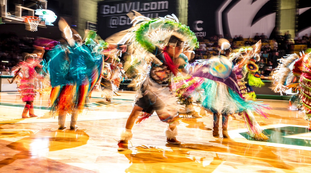 UVU Native American dancers