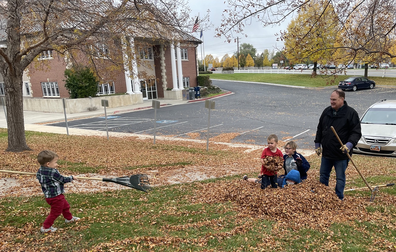 Clark Merkley with kids